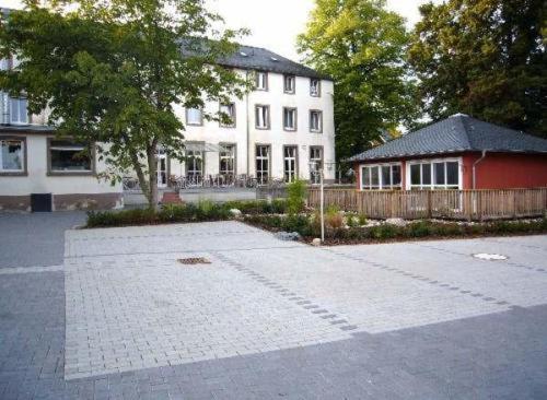Hotel Am Ceresplatz Мандершайд Екстериор снимка